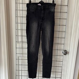 High Rise Black Jeans with Sleek Silhouette